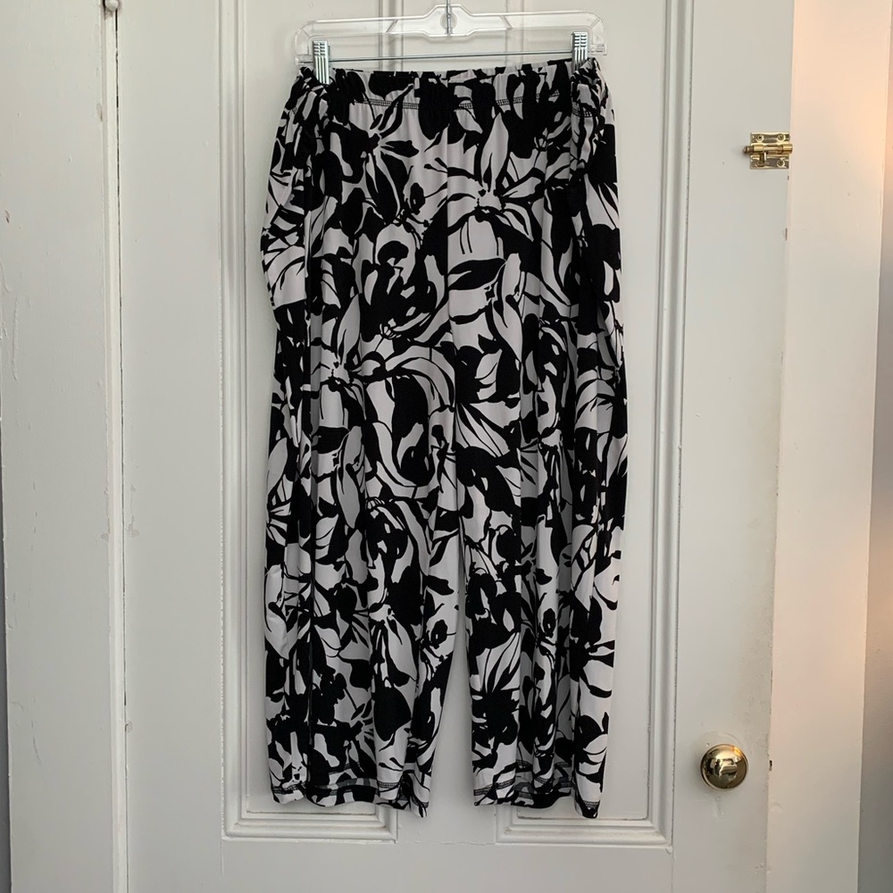 Woman’s plus size Capri Pant